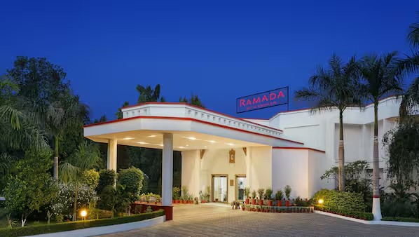 Ramada by Wyndham Khajuraho: A Luxurious 5-Star Retreat