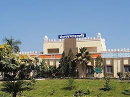 cab service in Bellampalle