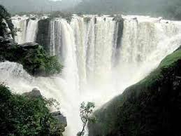 cab service in Chakradharpur